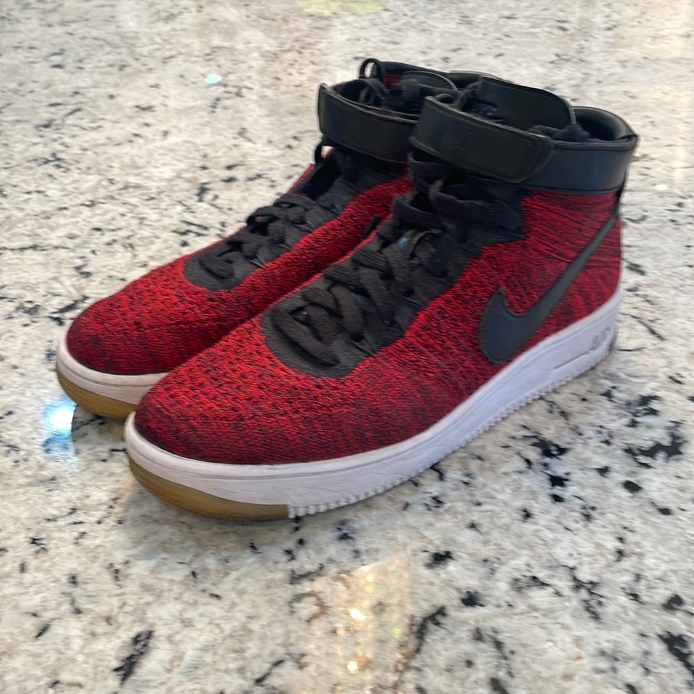 Nike Air Force 1 Retro Men’s Basketball Shoes size 10